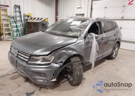 2021 Volkswagen Tiguan 2.0T Se/2.0T Se R-Line Black/2.0T Sel z USA, uszkodzony, nr VIN 3VV2B7AX9MM015933